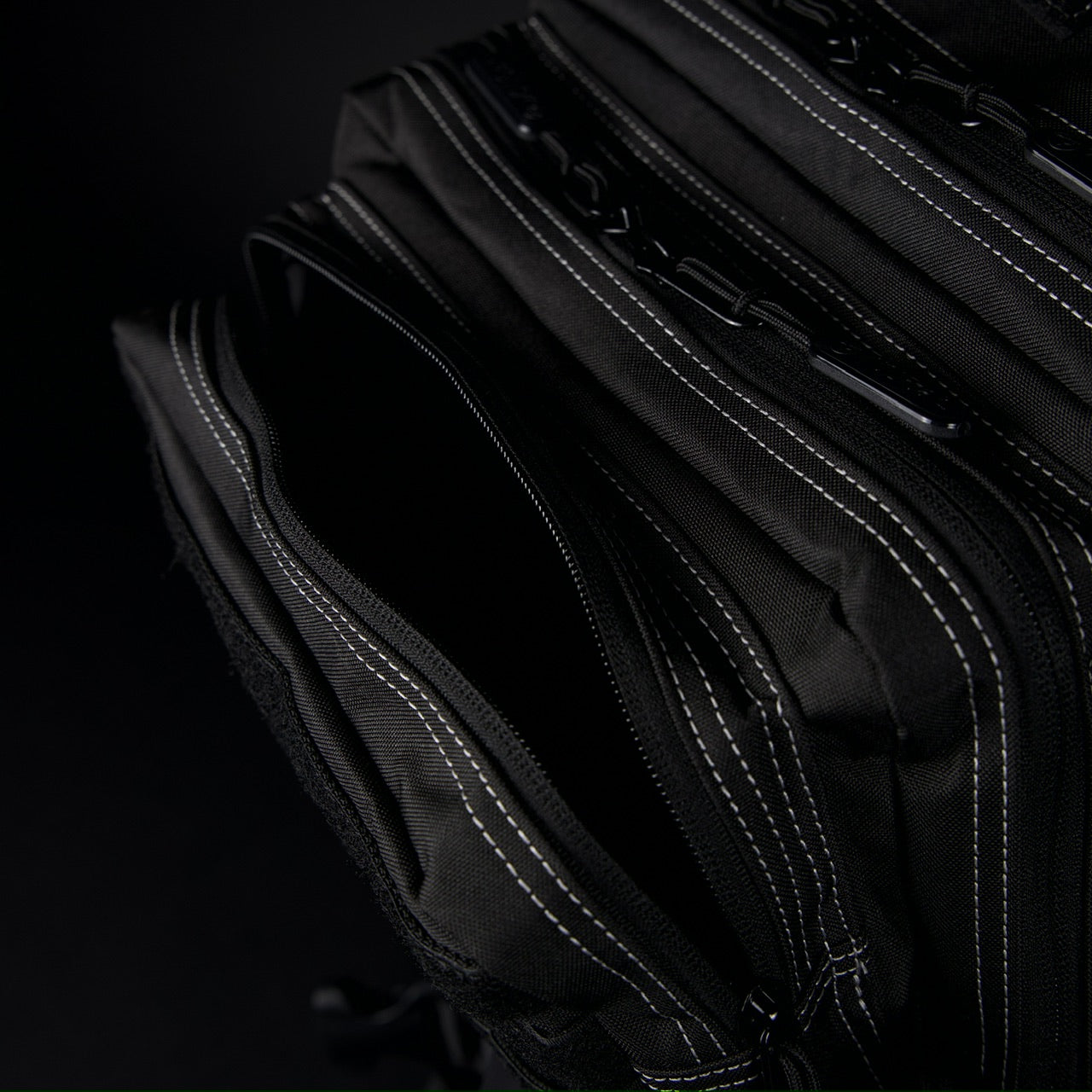 25L Backpack Black Phantom