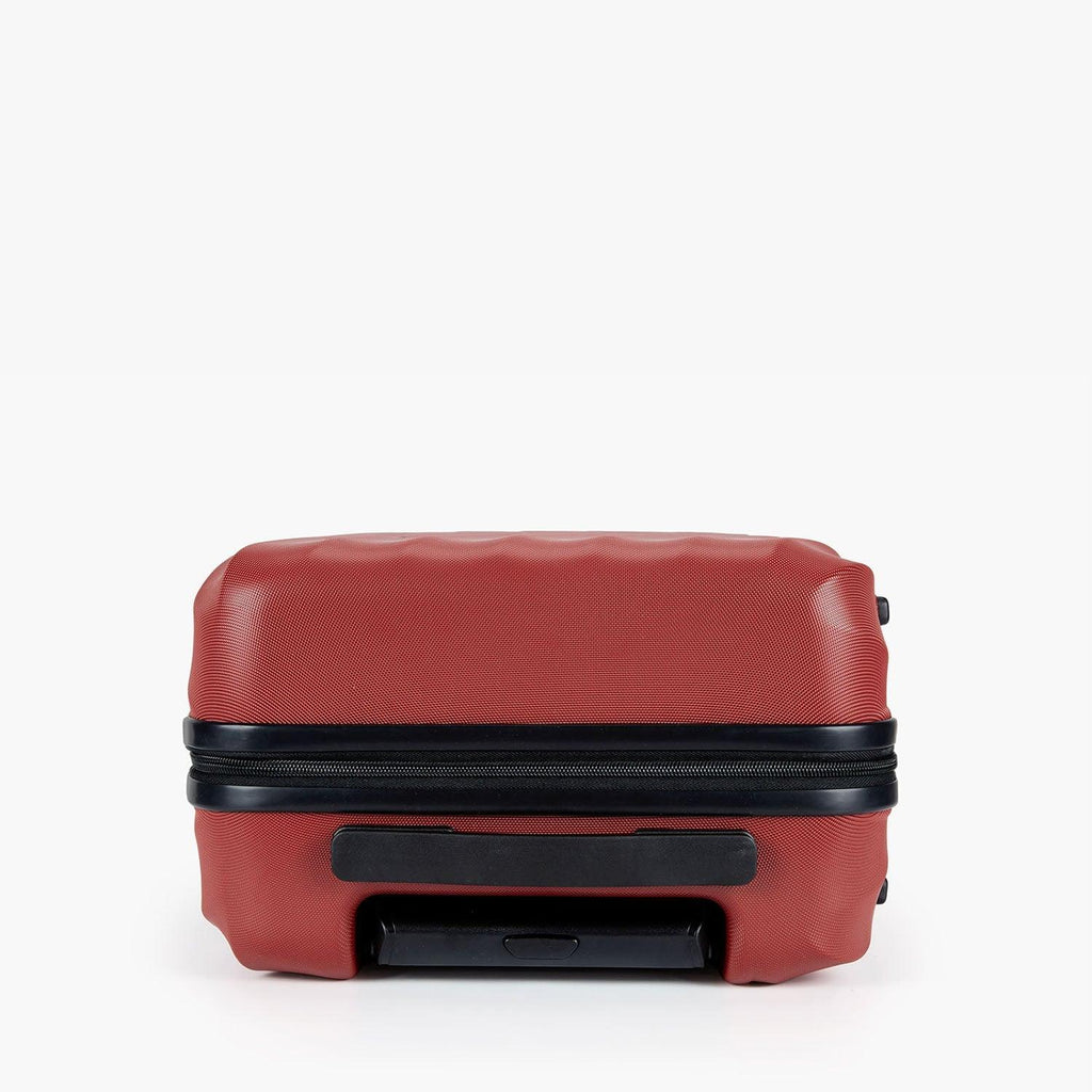 Globetrotter 20" Hardside Rolling Carry-on Stylish Suitcase