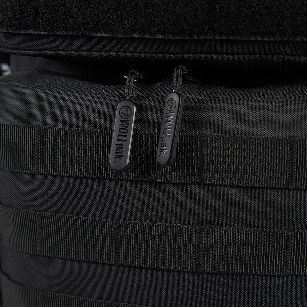35L Backpack Alpha Black