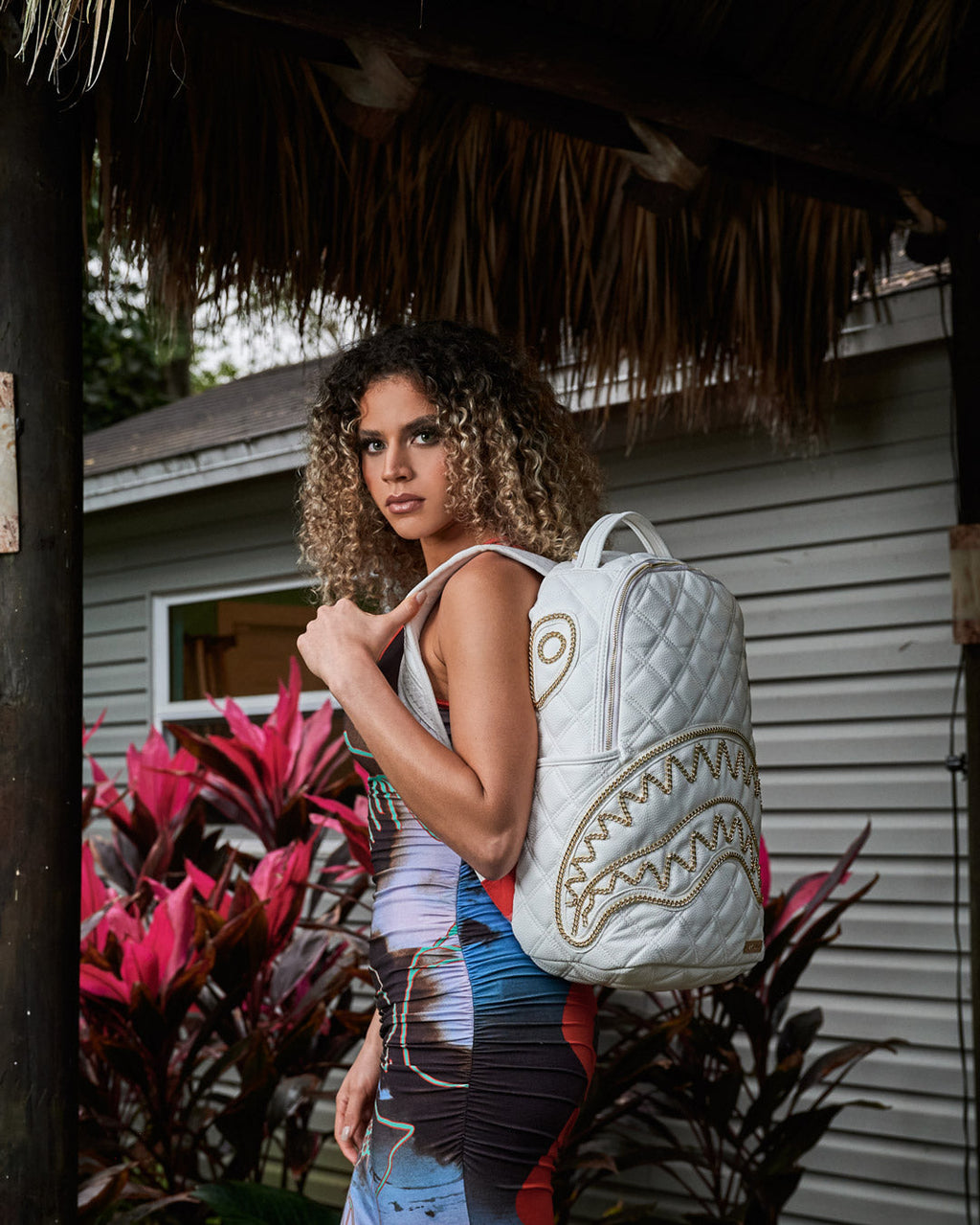 RIVIERA LE BLANC GOLD CHAIN SHARK BACKPACK (DLXV)