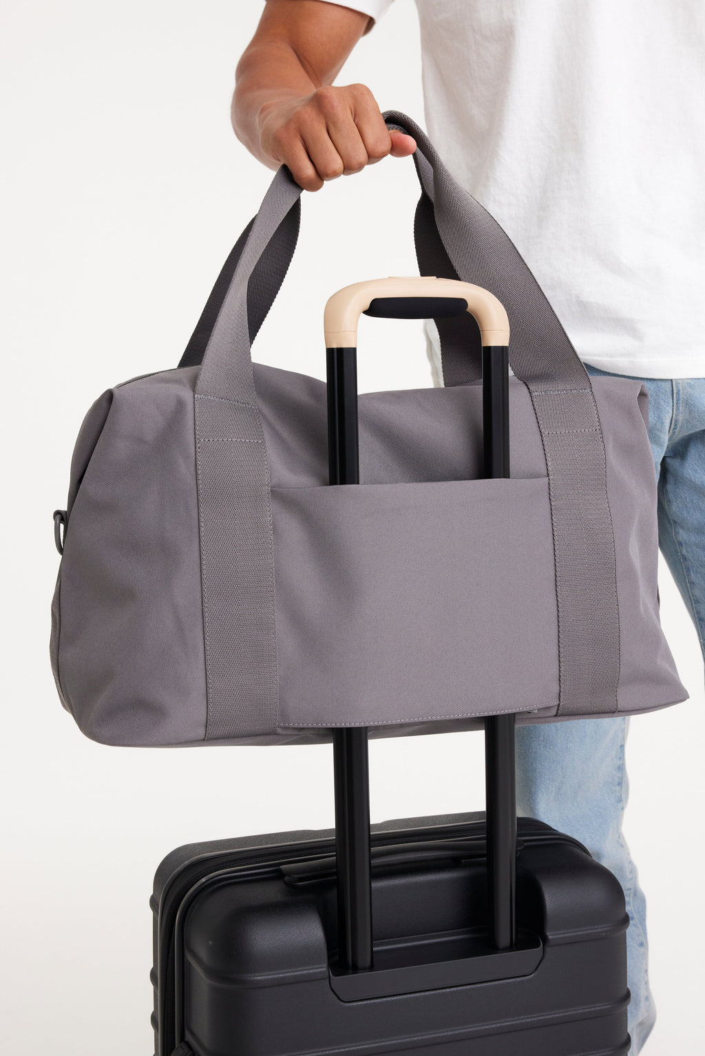 Resale The B�ISics Duffle in Grey