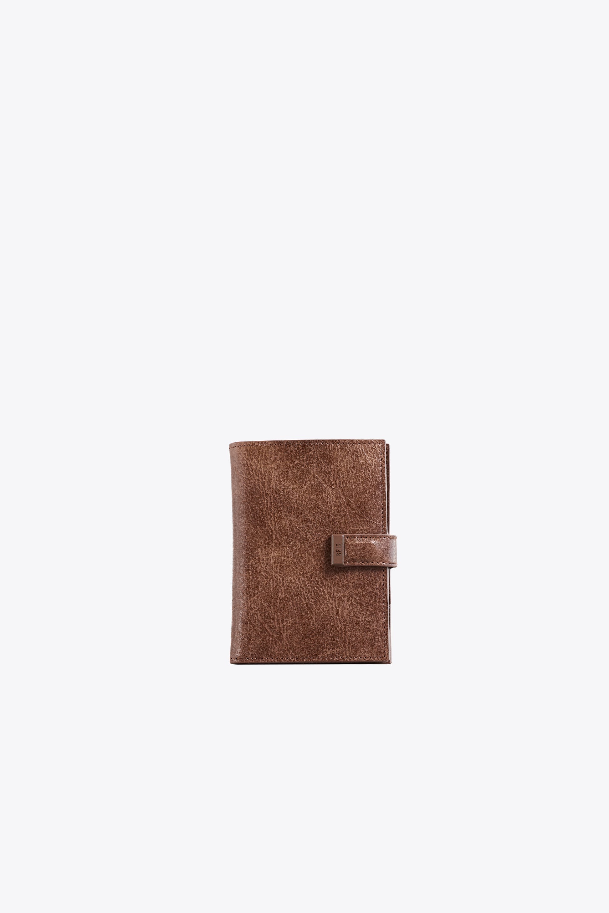 Resale The Passport & Luggage Tag Set in Maple