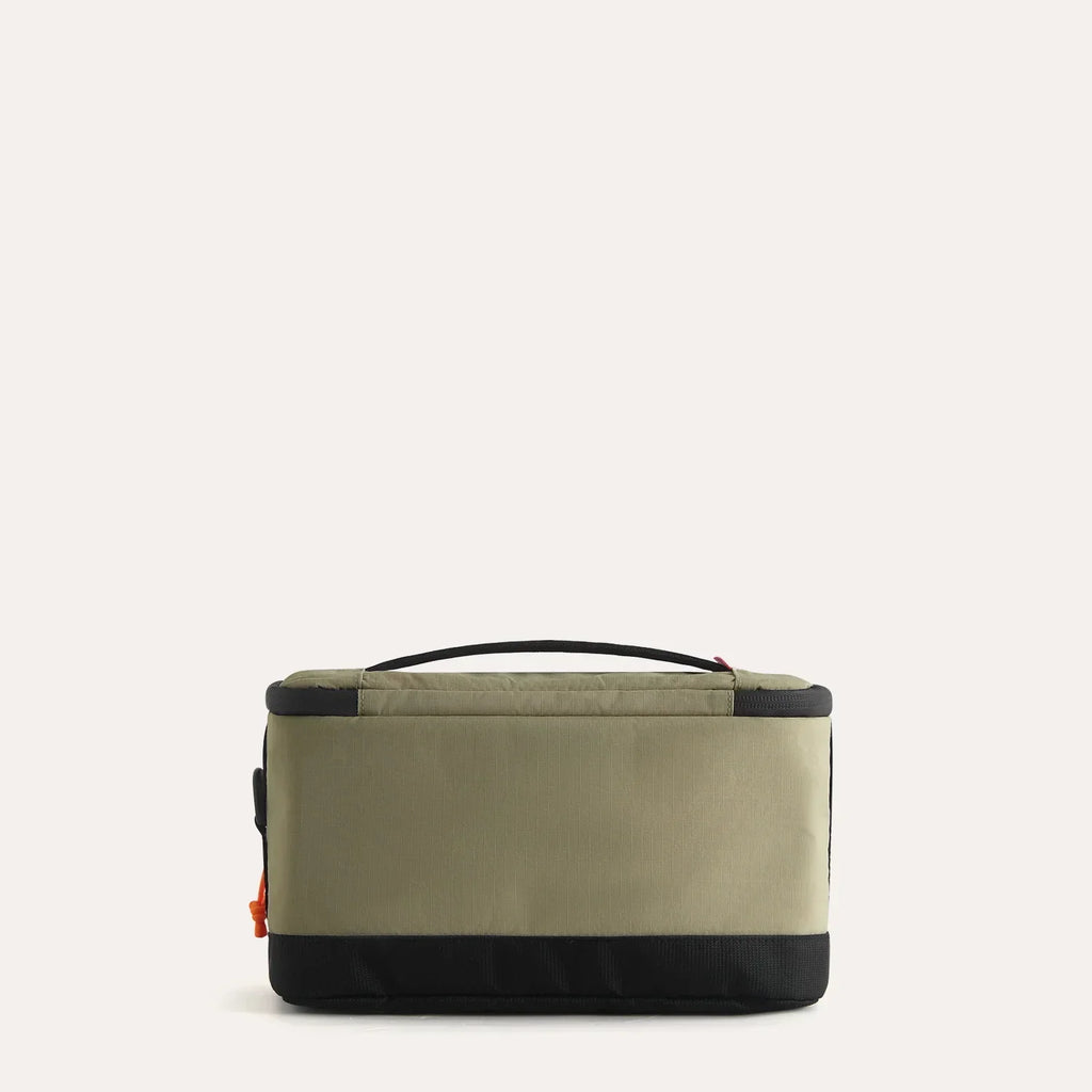 Blast 4.5L Hanging Toiletry Bag