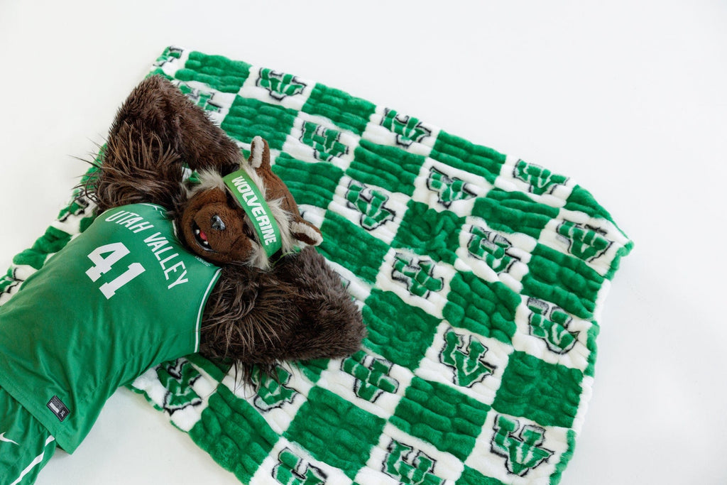 Utah Valley Wolverines Blanket - Hugs