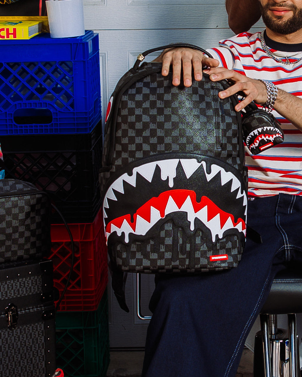 SHARKS IN PARIS THUNDERDRIP BACKPACK KEYCHAIN