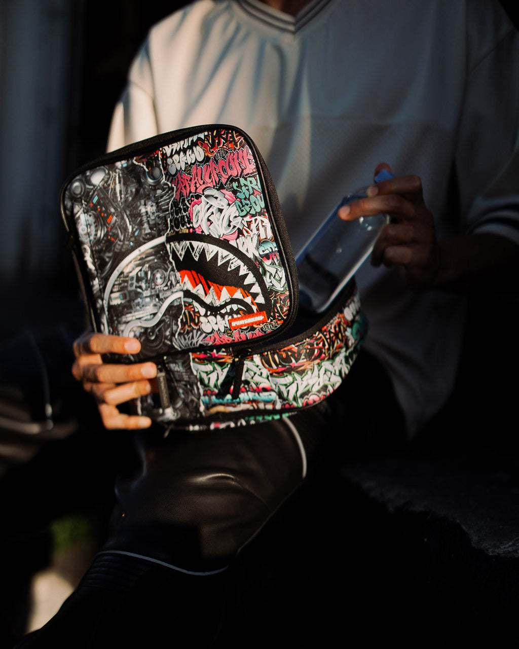 NEW CITY ANDROID LUNCHBOX
